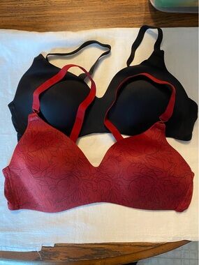Warners Wireless T-Shirt Bra Duo in Black and Red - Comfortable Everyday Support